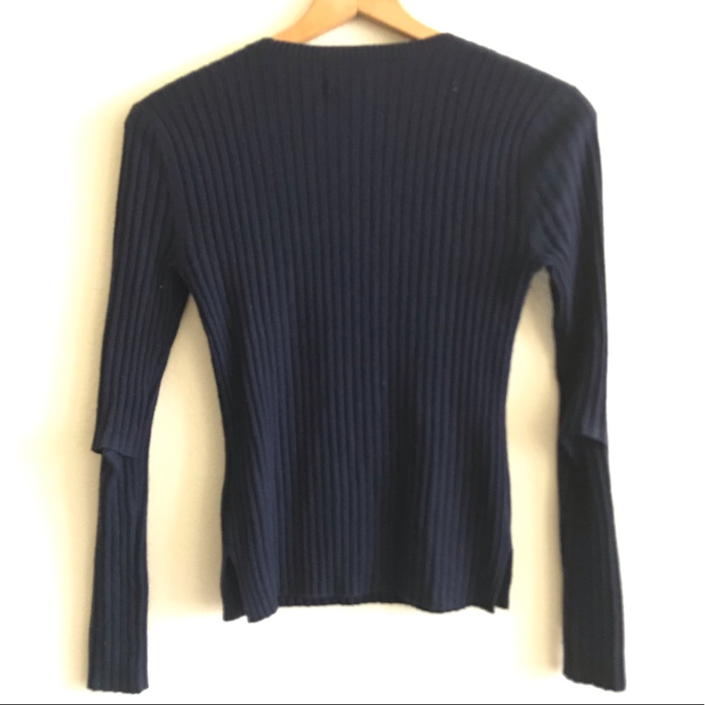 Frame Peek-a-boo Sweater - Picture 5 of 7